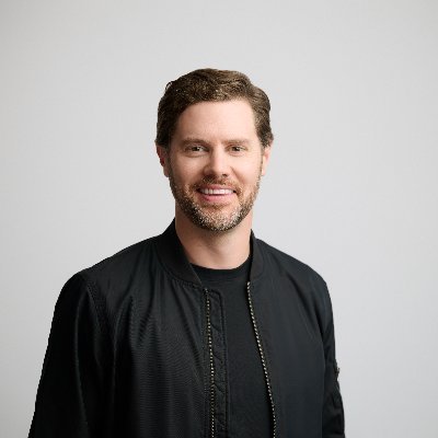 Alec Lovett 本人照片