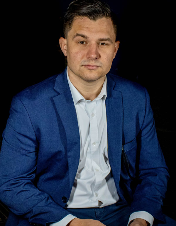 Alex Coffman主图