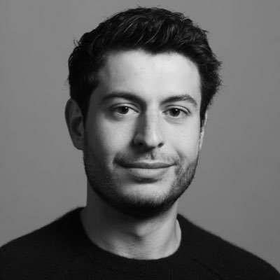 Baris Akis的照片