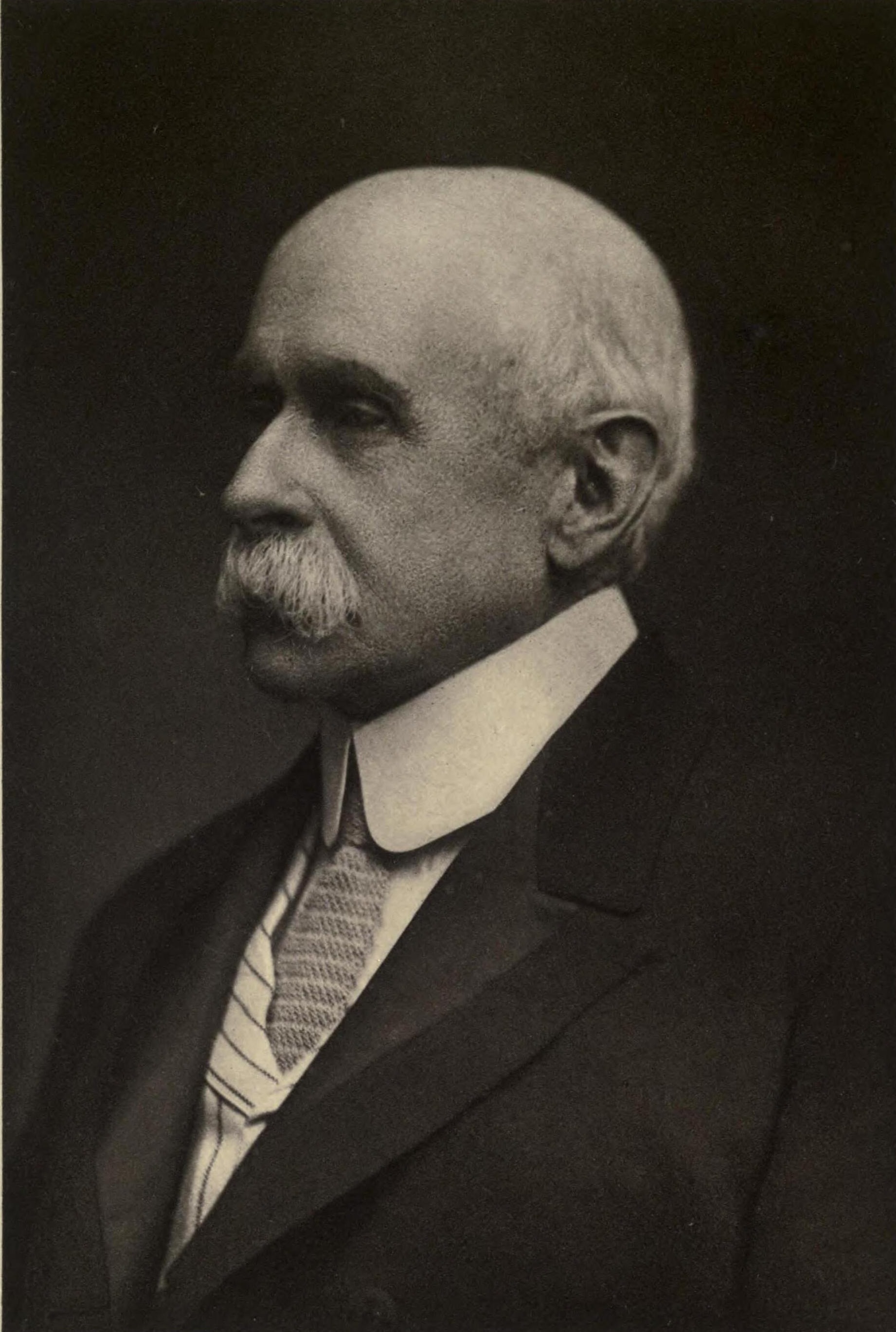 Charles Francis Adams Jr. 本人照片