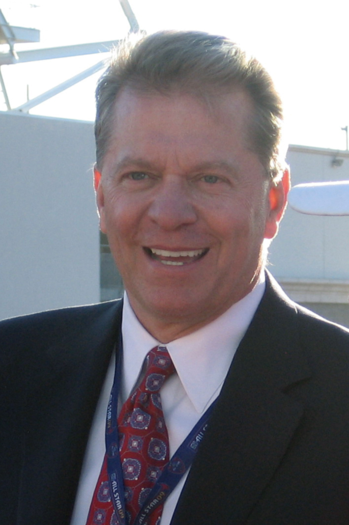 Dave Checketts 本人照片
