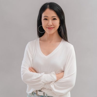 Ella Zhang 人物肖像