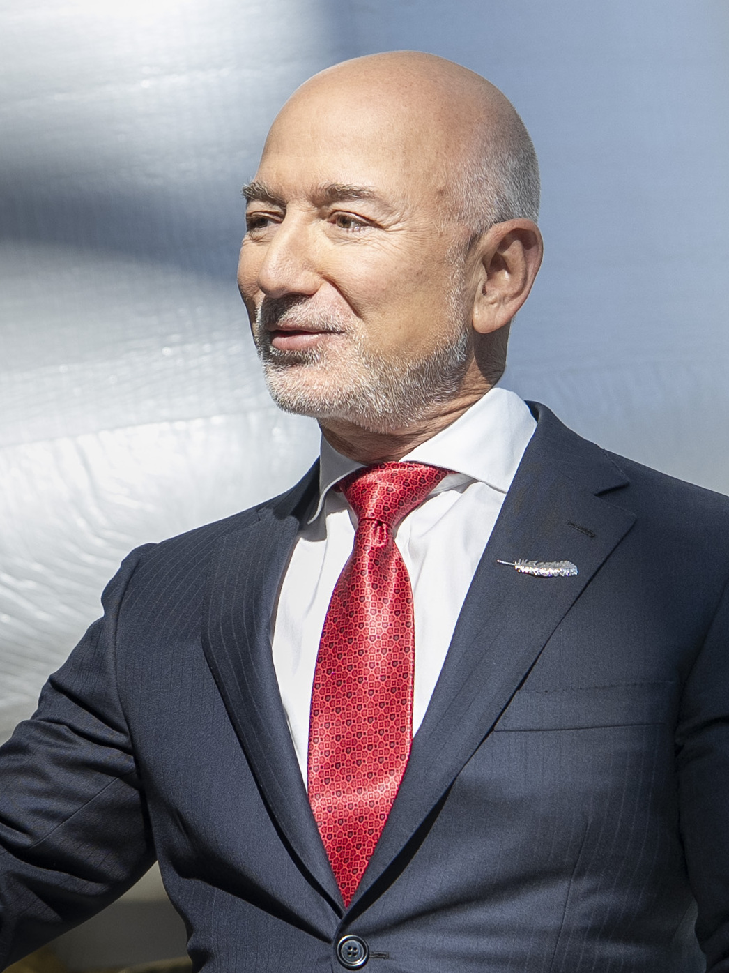 Jeff Bezos lead image