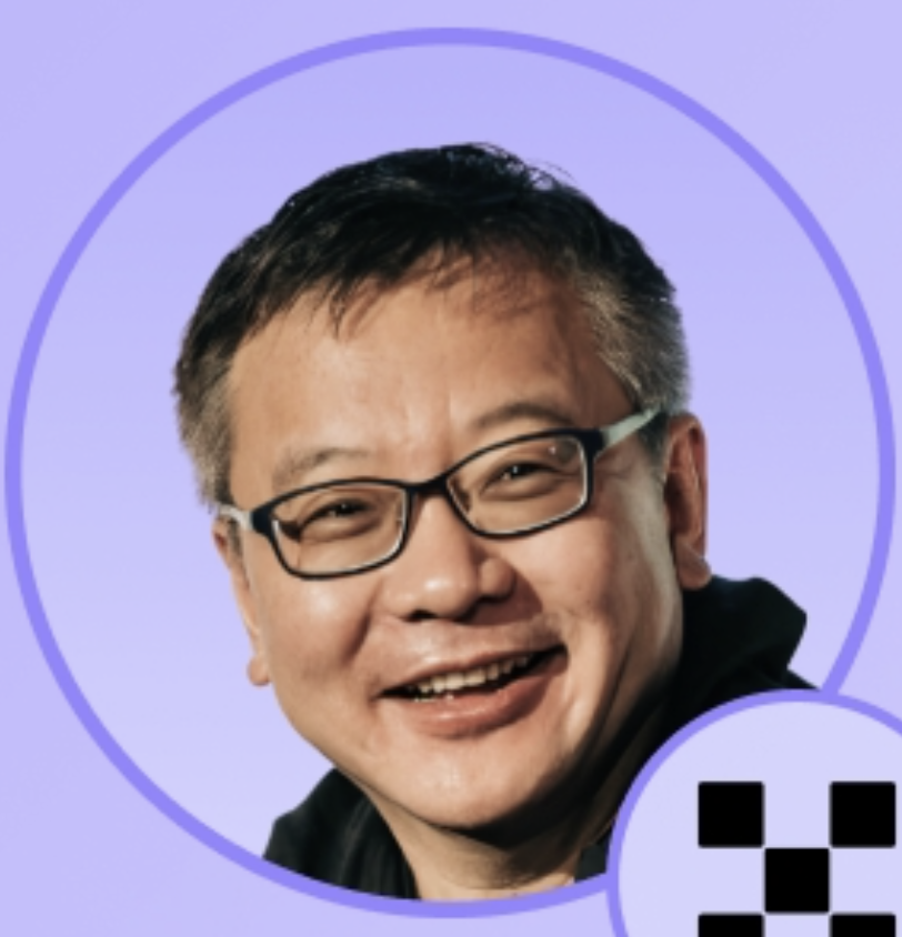 任煜男（Jeff Ren）的真人肖像，戴眼镜，紫色背景