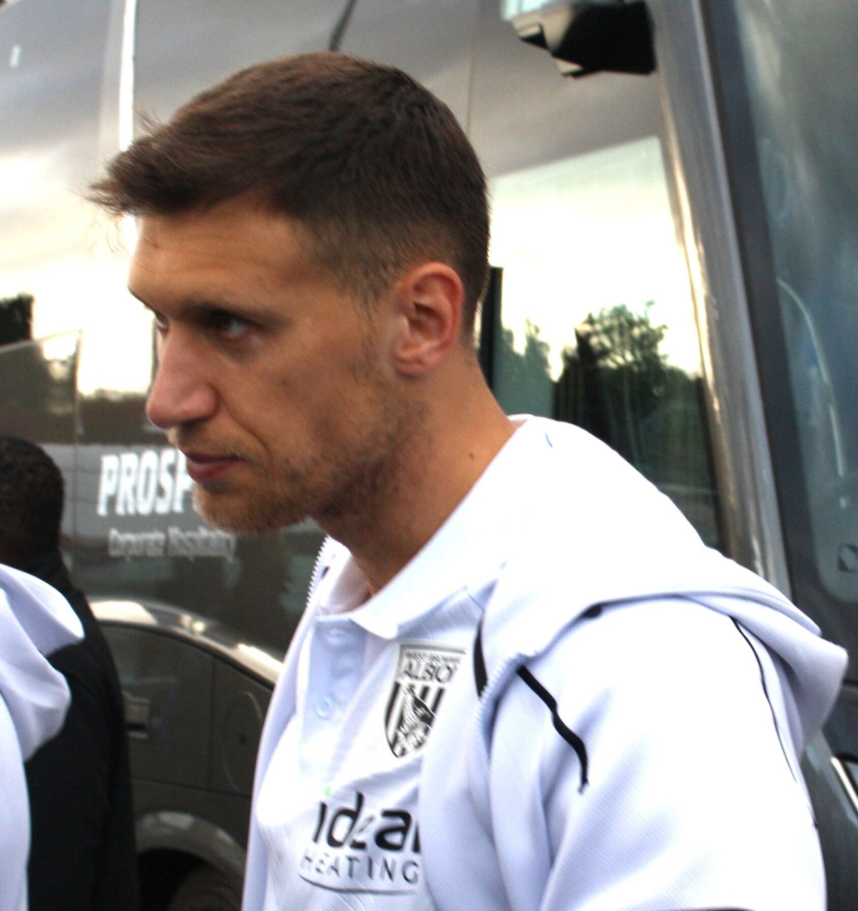 Krystian Bielik lead image