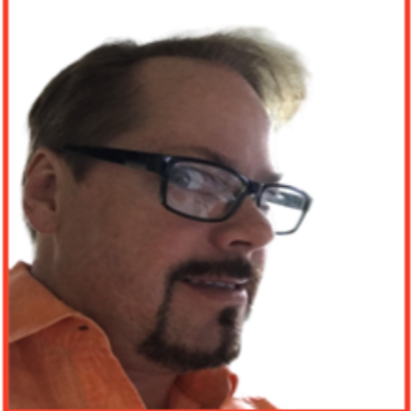 Michael Van Steenburg主图